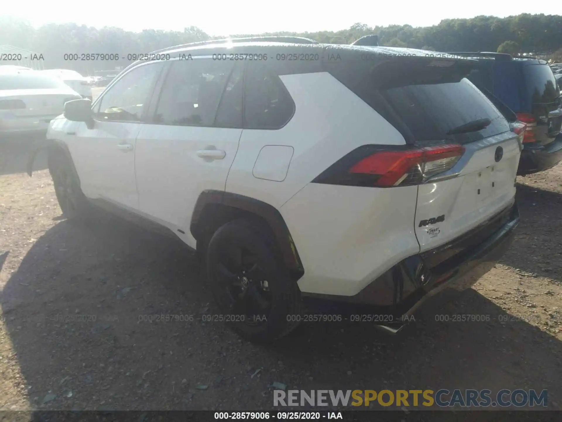 3 Photograph of a damaged car JTMEWRFV3LJ036453 TOYOTA RAV4 2020