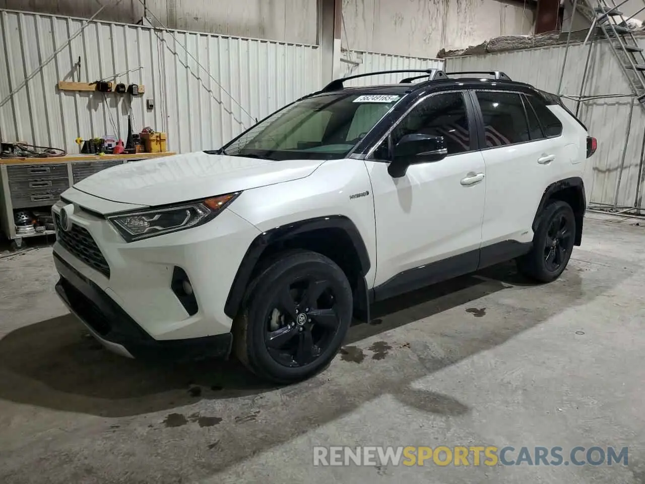 1 Photograph of a damaged car JTMEWRFV3LJ046643 TOYOTA RAV4 2020