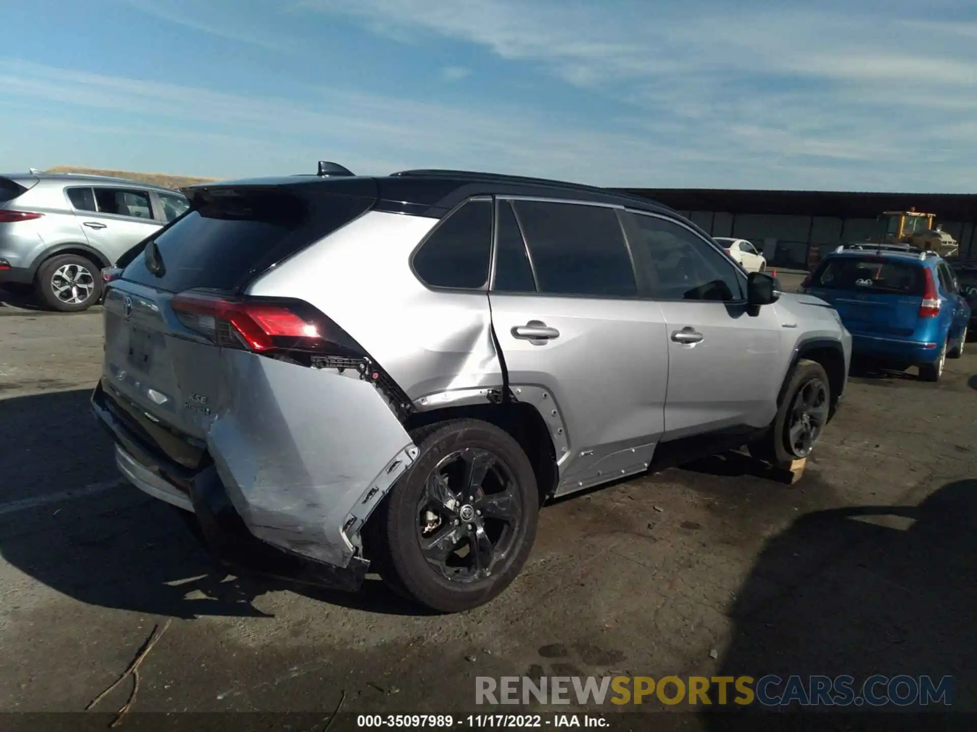 4 Photograph of a damaged car JTMEWRFV4LD537852 TOYOTA RAV4 2020