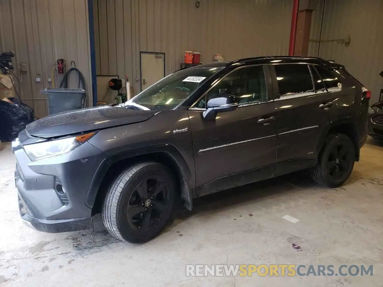 1 Photograph of a damaged car JTMEWRFV4LD545546 TOYOTA RAV4 2020