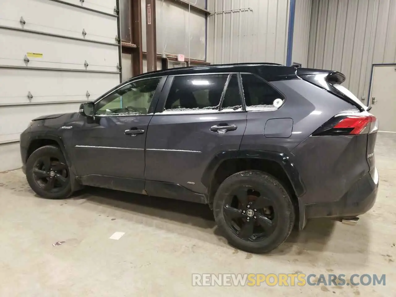 2 Photograph of a damaged car JTMEWRFV4LD545546 TOYOTA RAV4 2020