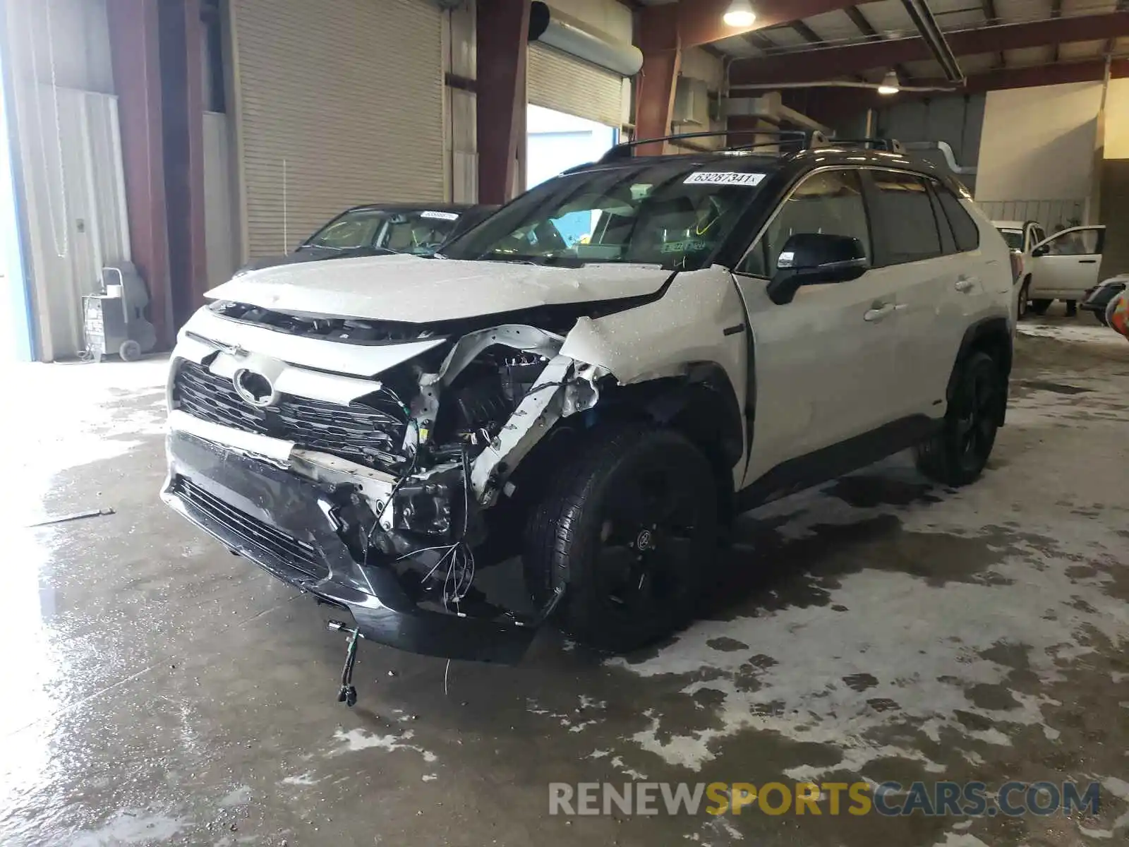 2 Photograph of a damaged car JTMEWRFV4LJ032556 TOYOTA RAV4 2020