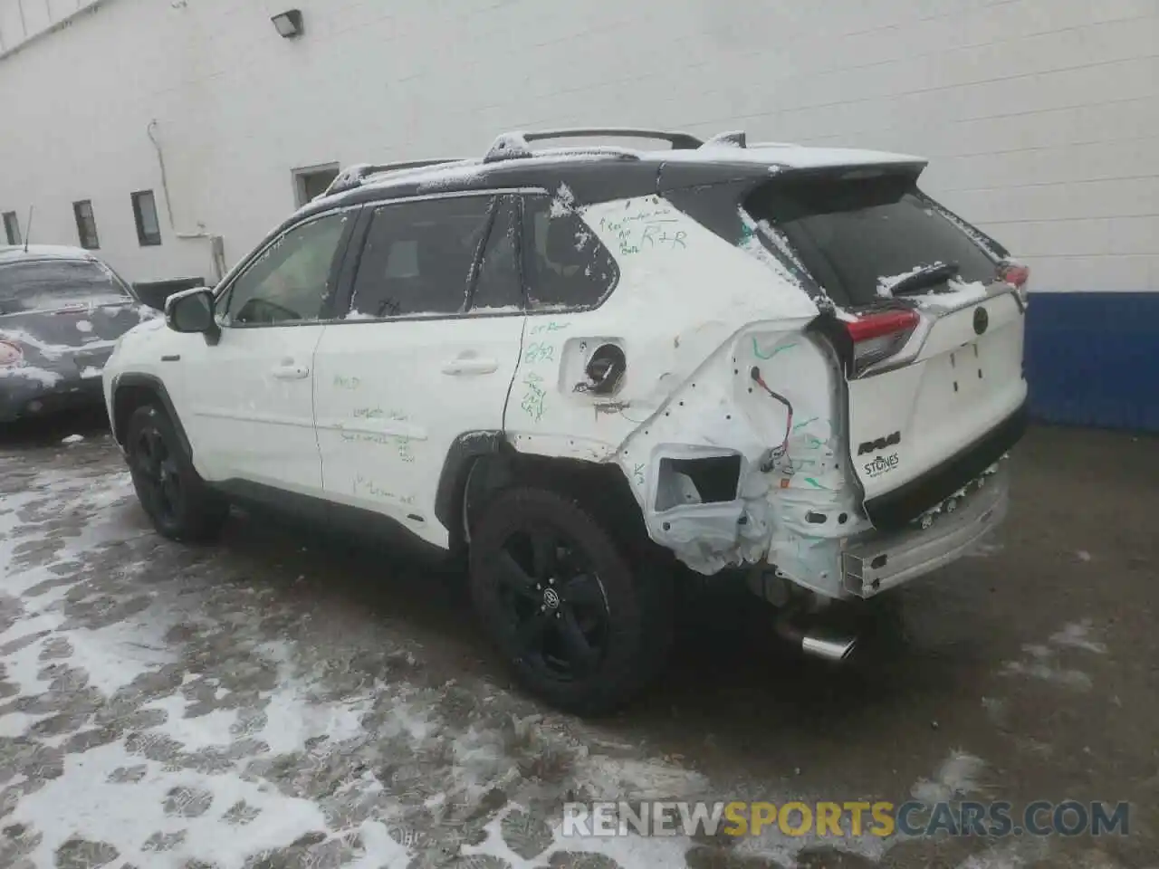 2 Photograph of a damaged car JTMEWRFV4LJ034954 TOYOTA RAV4 2020