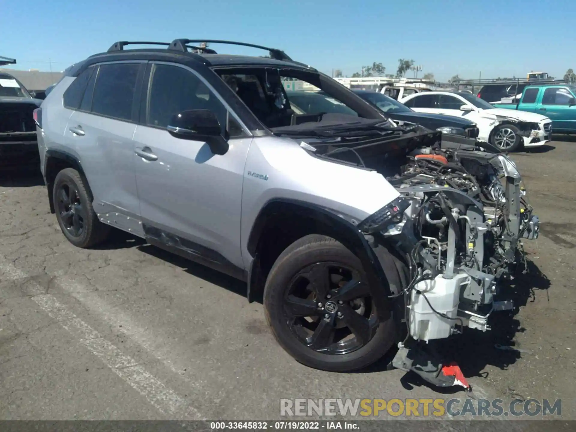 1 Photograph of a damaged car JTMEWRFV4LJ042889 TOYOTA RAV4 2020