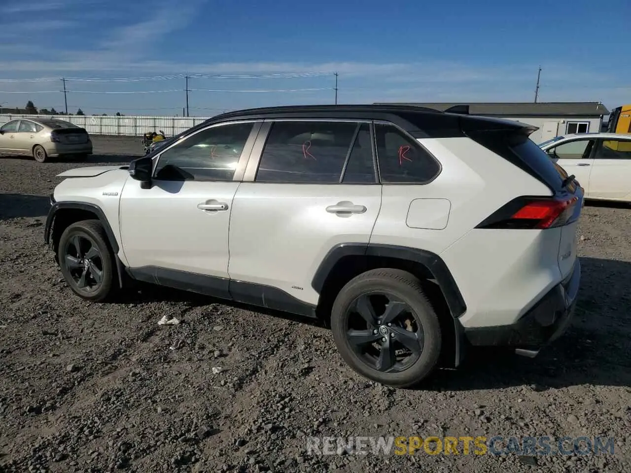 2 Photograph of a damaged car JTMEWRFV5LD542087 TOYOTA RAV4 2020