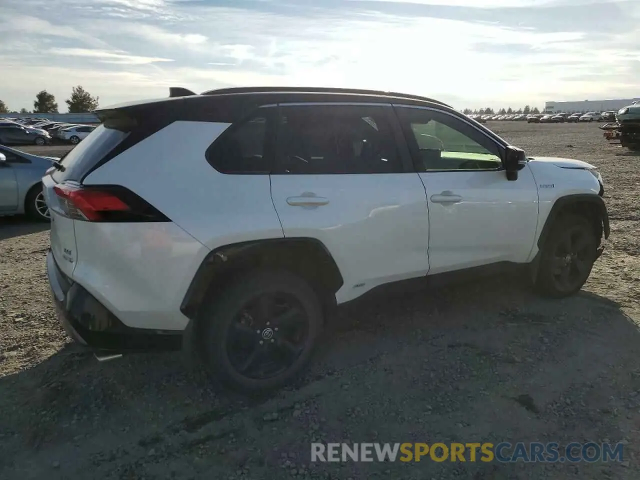 3 Photograph of a damaged car JTMEWRFV5LD542087 TOYOTA RAV4 2020