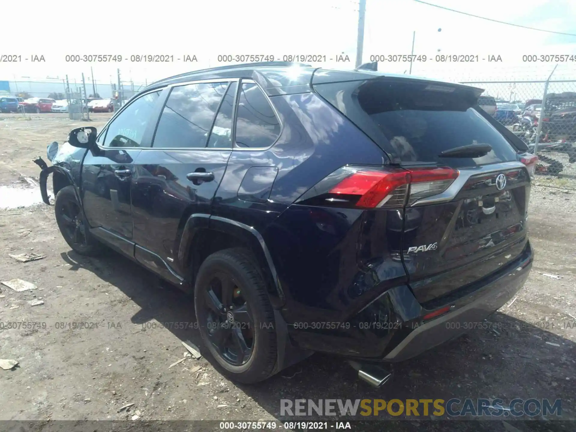 3 Photograph of a damaged car JTMEWRFV5LJ045638 TOYOTA RAV4 2020