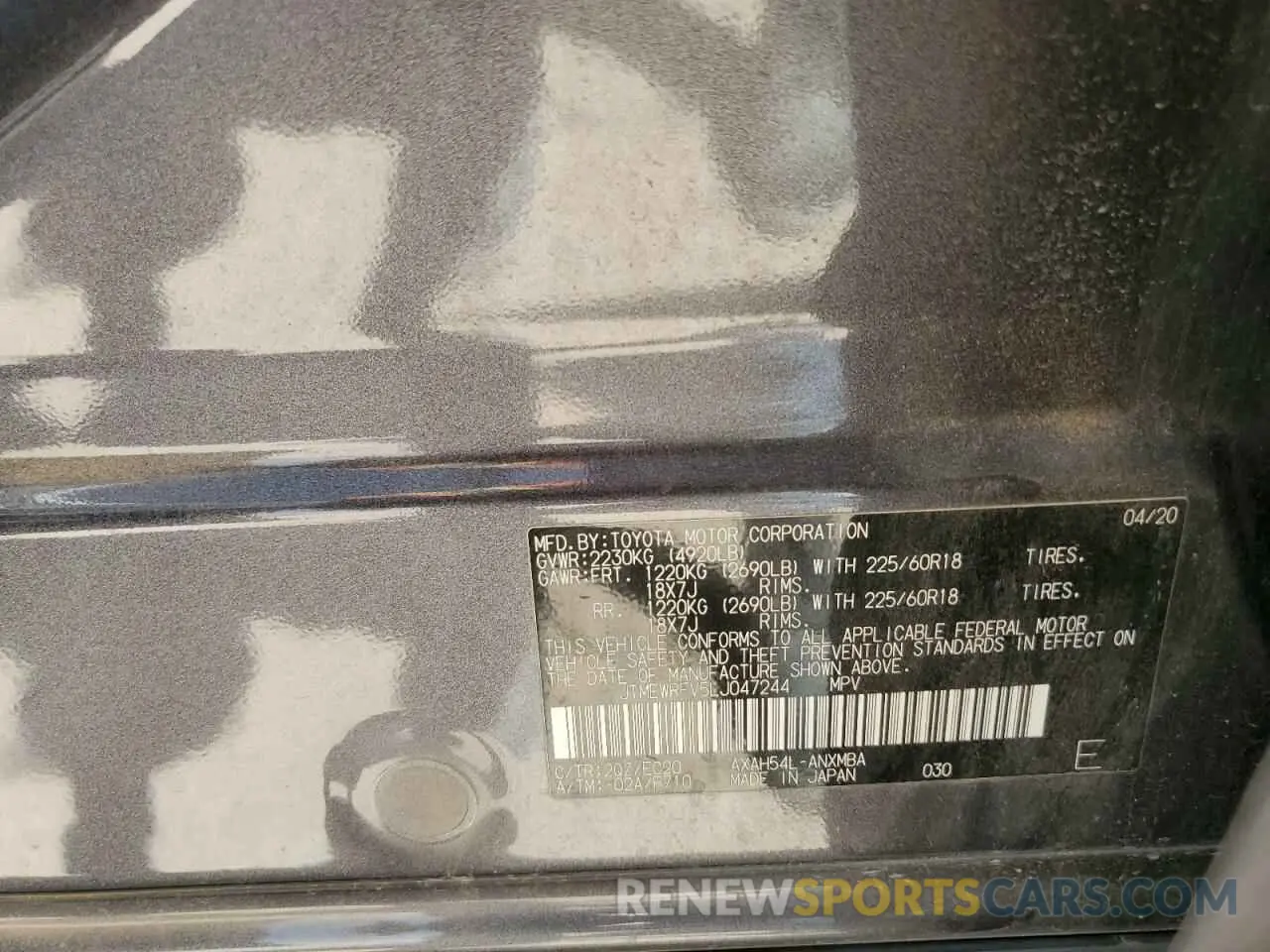 14 Photograph of a damaged car JTMEWRFV5LJ047244 TOYOTA RAV4 2020