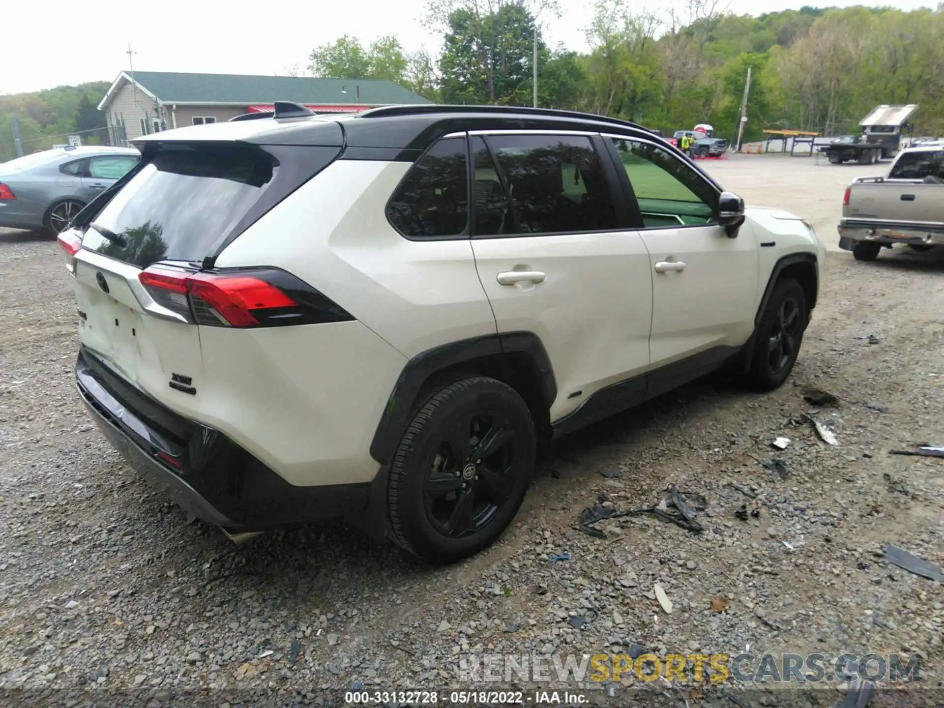 4 Photograph of a damaged car JTMEWRFV7LJ036309 TOYOTA RAV4 2020