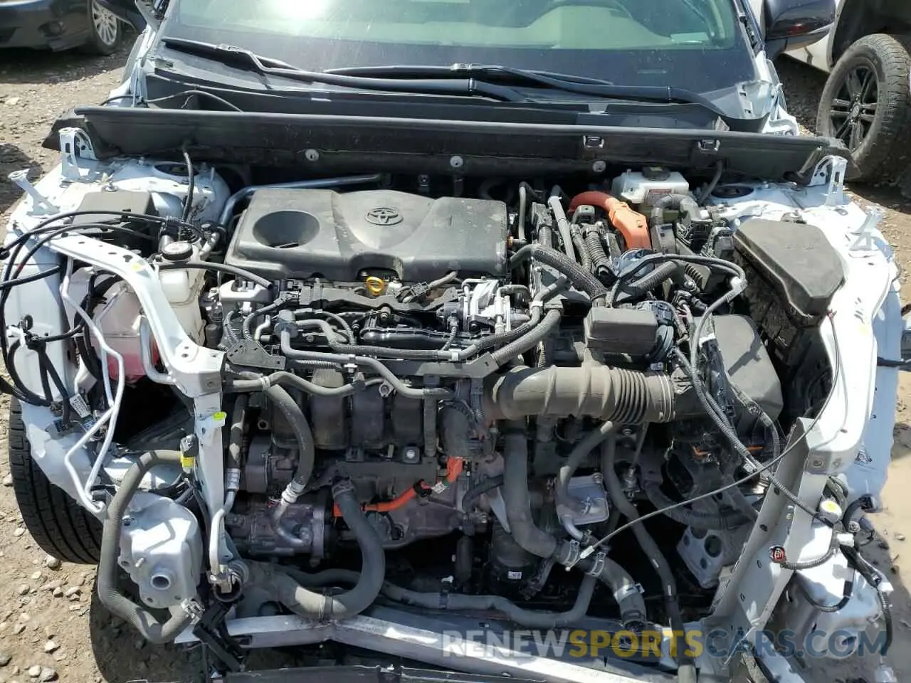 11 Photograph of a damaged car JTMEWRFV8LJ035525 TOYOTA RAV4 2020