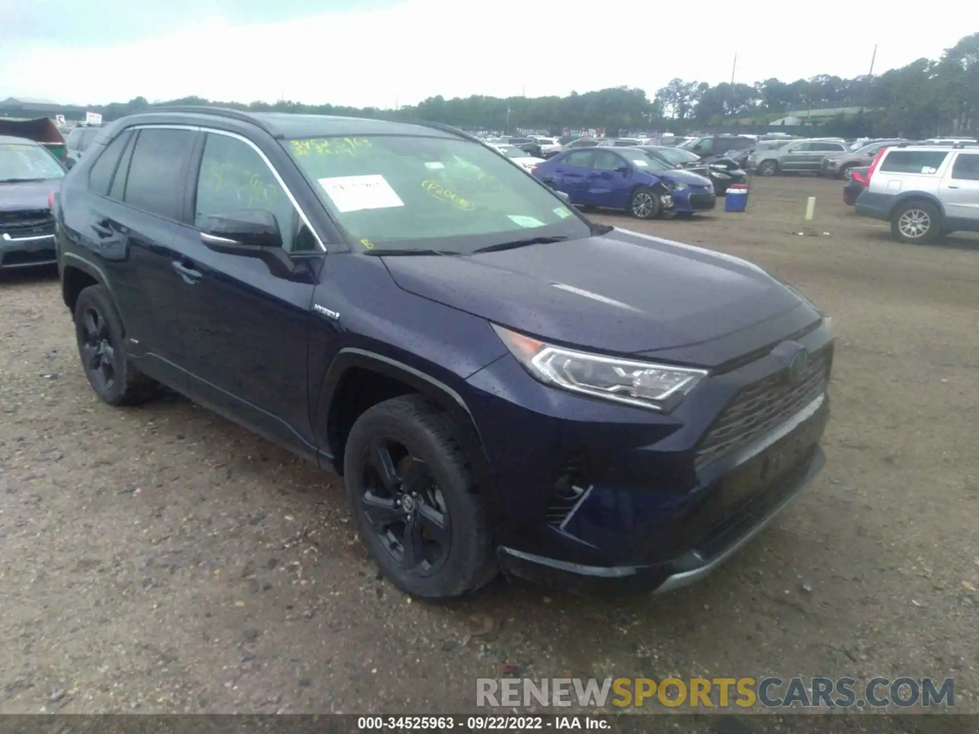 1 Photograph of a damaged car JTMEWRFV8LJ038408 TOYOTA RAV4 2020