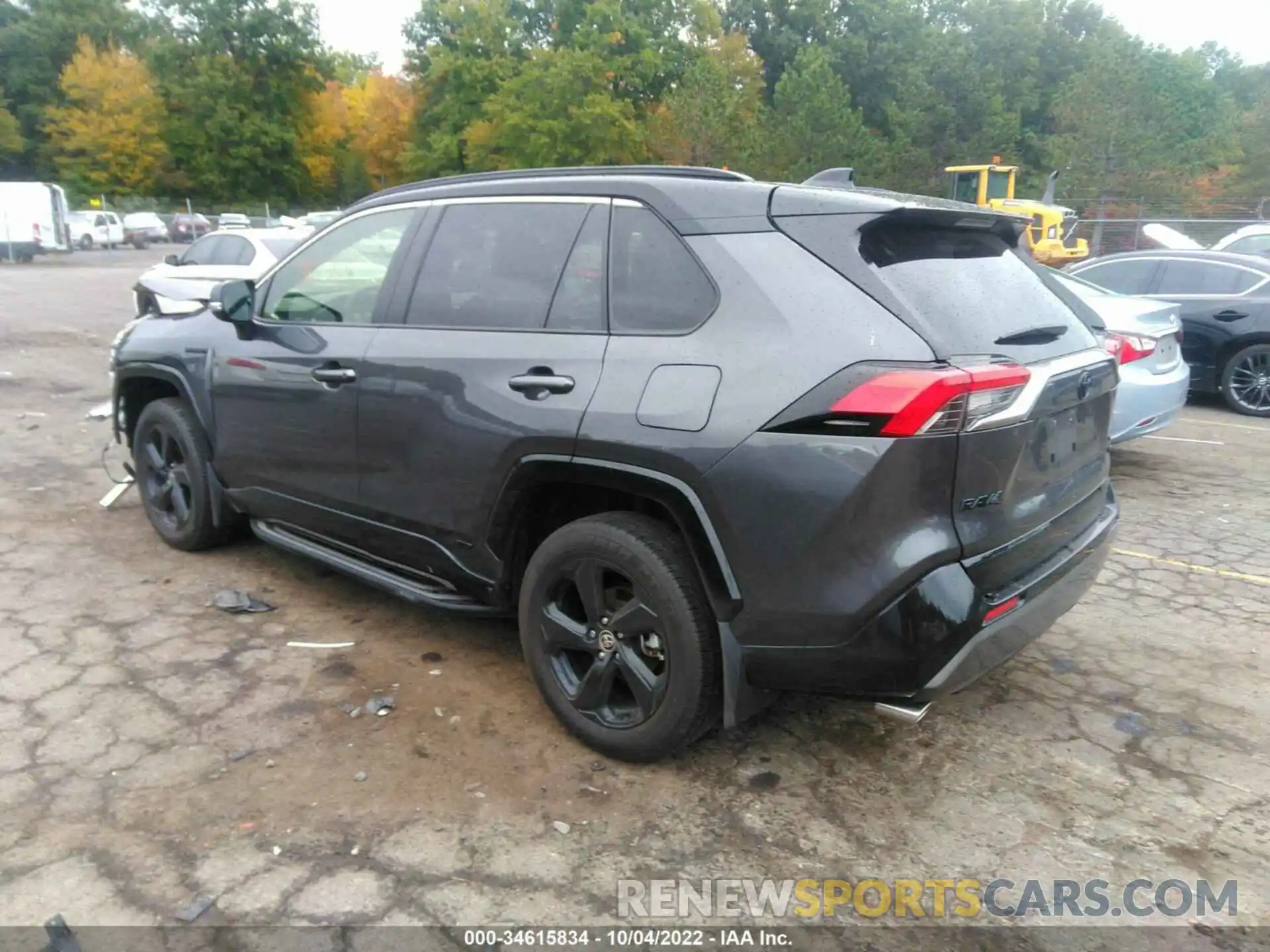 3 Photograph of a damaged car JTMEWRFV8LJ047741 TOYOTA RAV4 2020