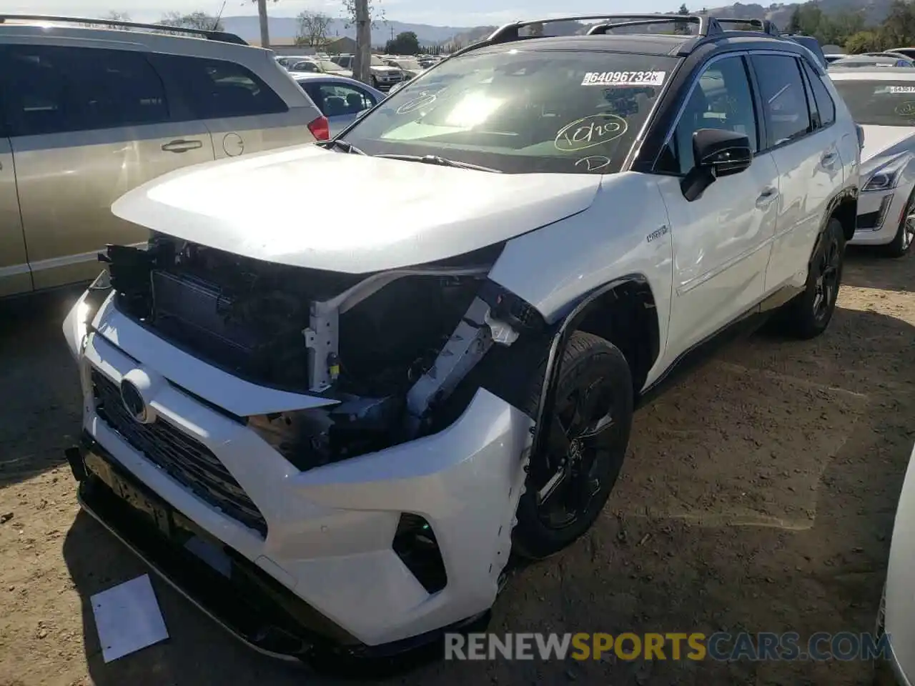 2 Photograph of a damaged car JTMEWRFV9LD532565 TOYOTA RAV4 2020