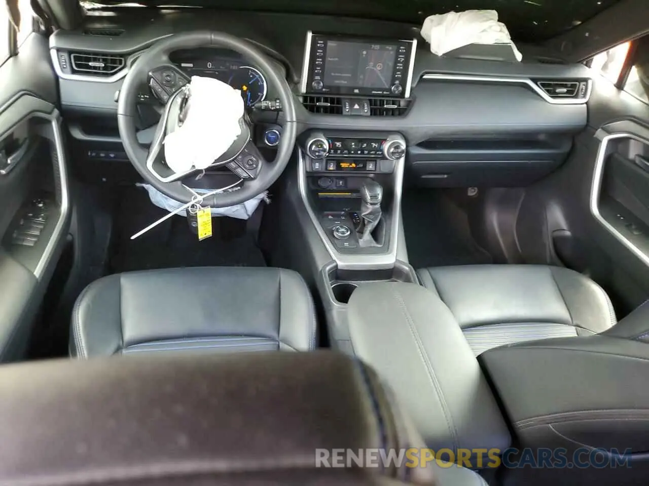 8 Photograph of a damaged car JTMEWRFV9LD539385 TOYOTA RAV4 2020