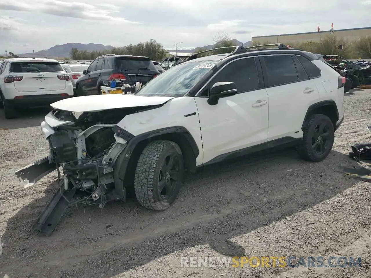 1 Photograph of a damaged car JTMEWRFVXLD528668 TOYOTA RAV4 2020