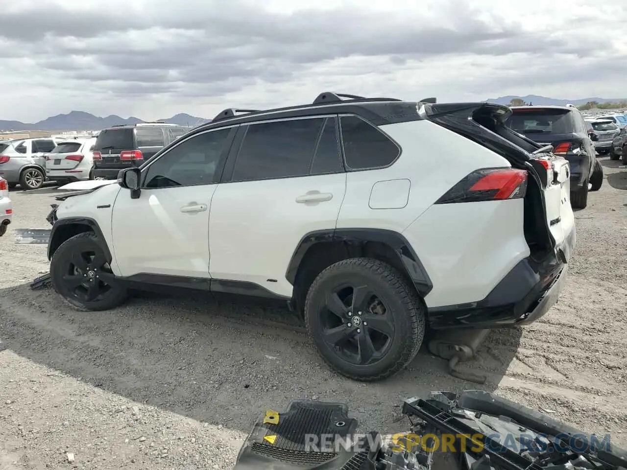 2 Photograph of a damaged car JTMEWRFVXLD528668 TOYOTA RAV4 2020