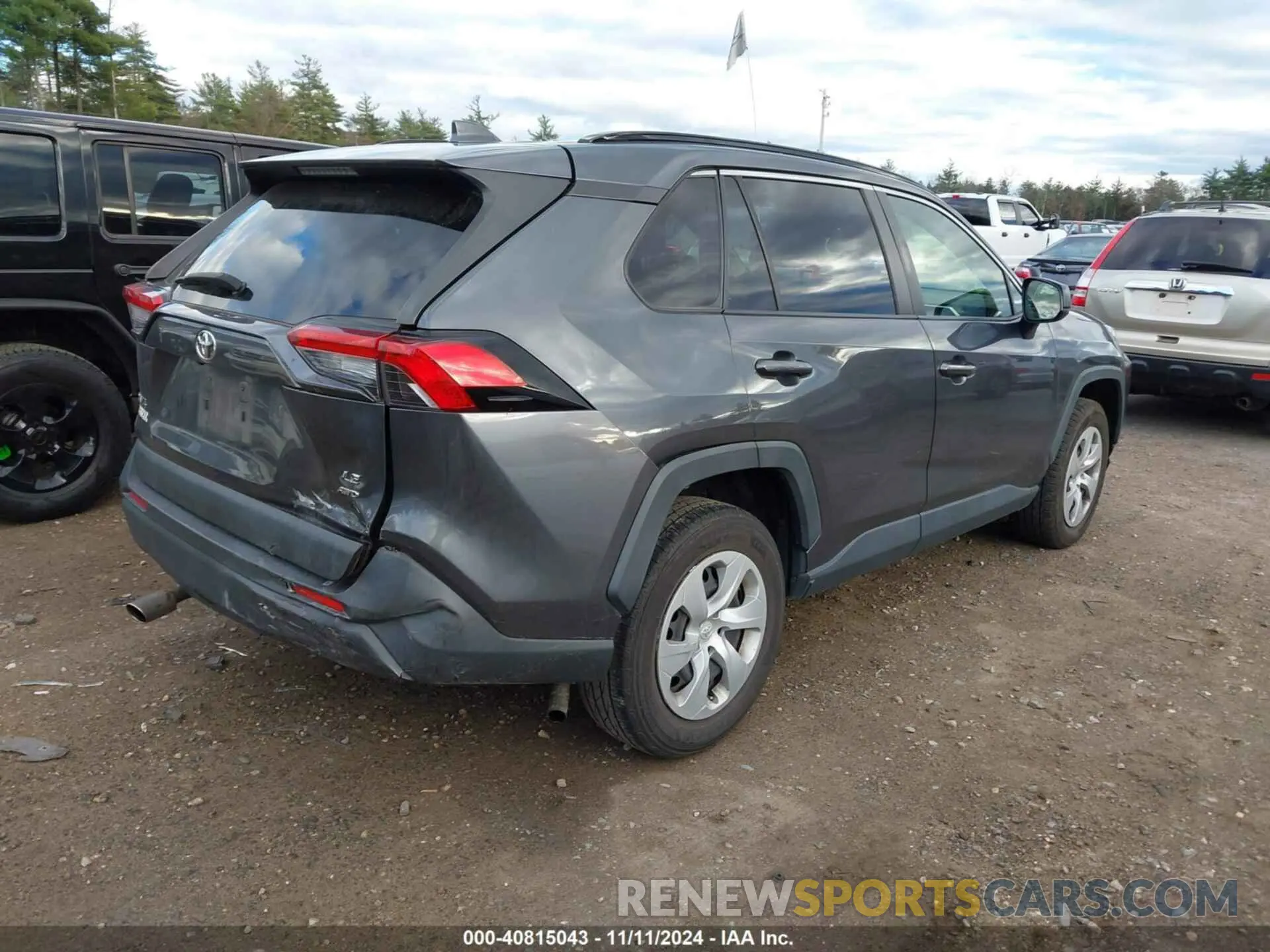 4 Photograph of a damaged car JTMF1RFV0LD052417 TOYOTA RAV4 2020