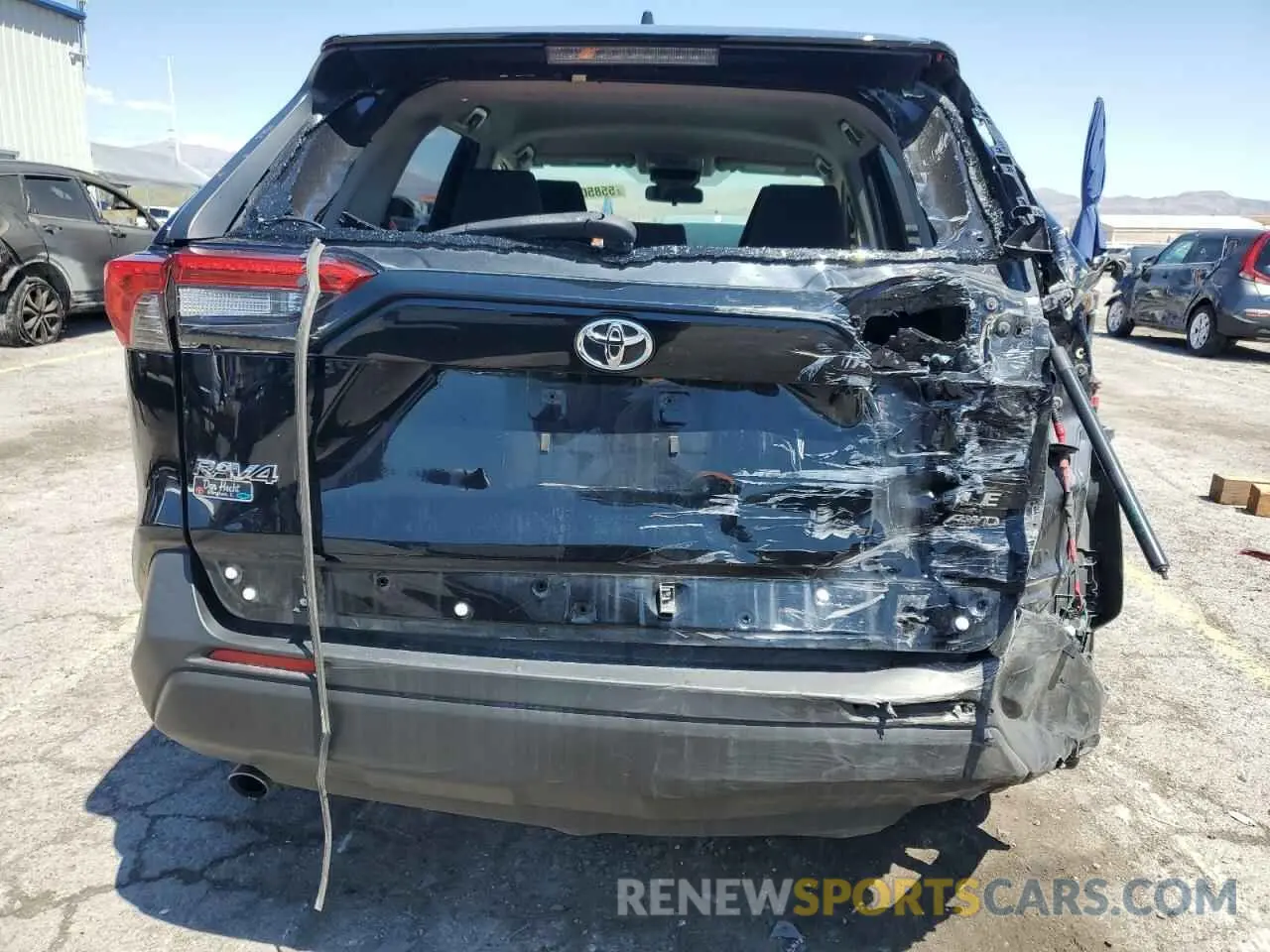 6 Photograph of a damaged car JTMF1RFV0LD052420 TOYOTA RAV4 2020