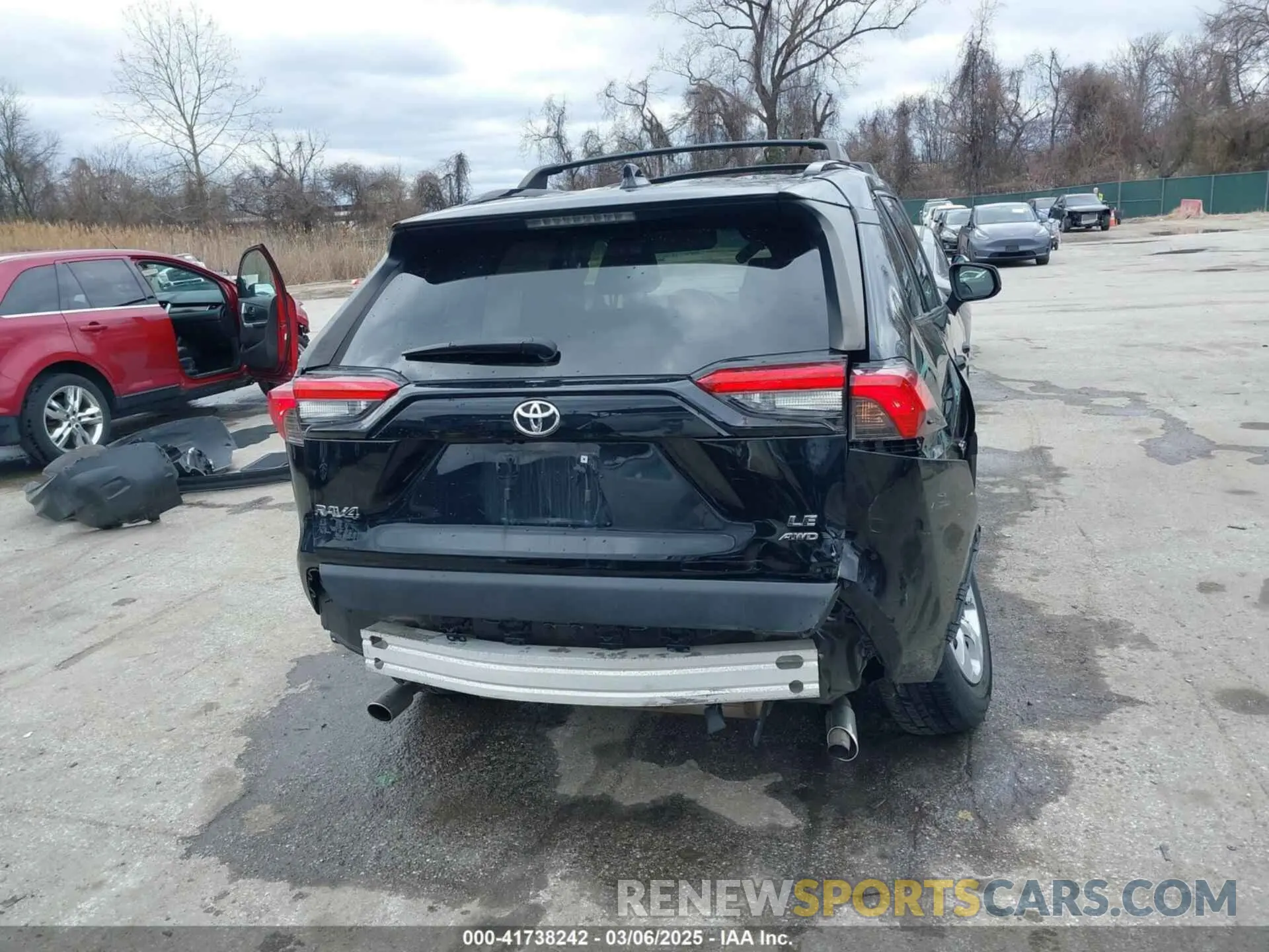 16 Photograph of a damaged car JTMF1RFV1LD064656 TOYOTA RAV4 2020