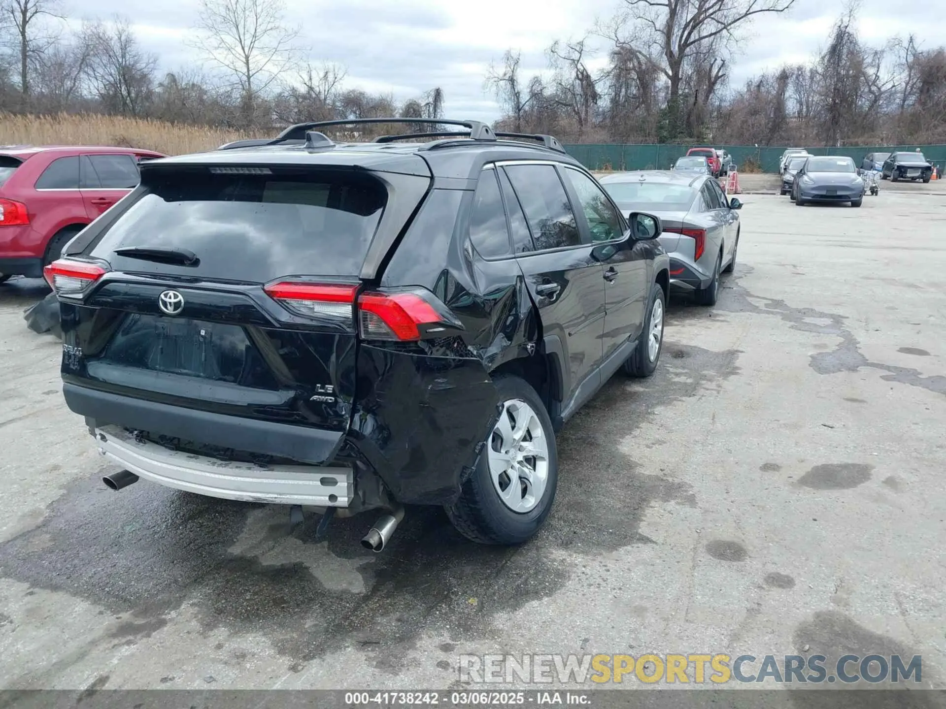 4 Photograph of a damaged car JTMF1RFV1LD064656 TOYOTA RAV4 2020