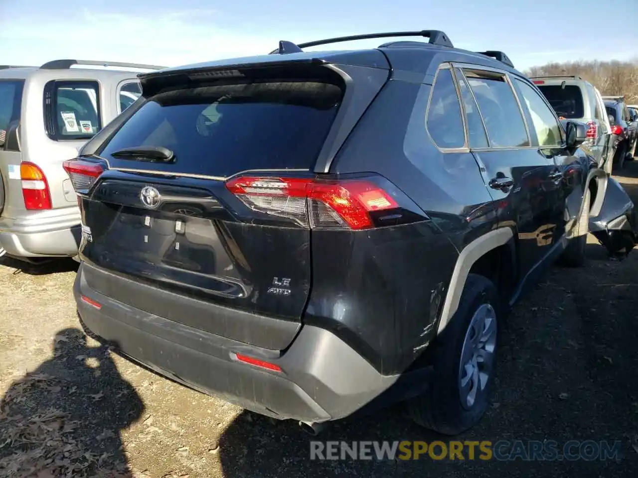 4 Photograph of a damaged car JTMF1RFV1LD530179 TOYOTA RAV4 2020