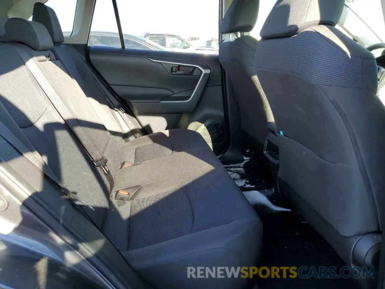 11 Photograph of a damaged car JTMF1RFV2LD050118 TOYOTA RAV4 2020