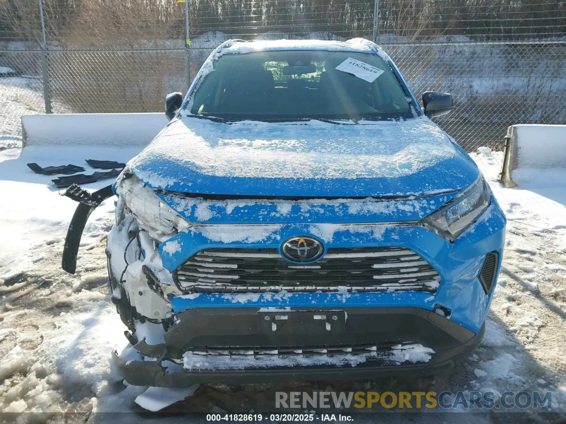 12 Photograph of a damaged car JTMF1RFV3LD068644 TOYOTA RAV4 2020