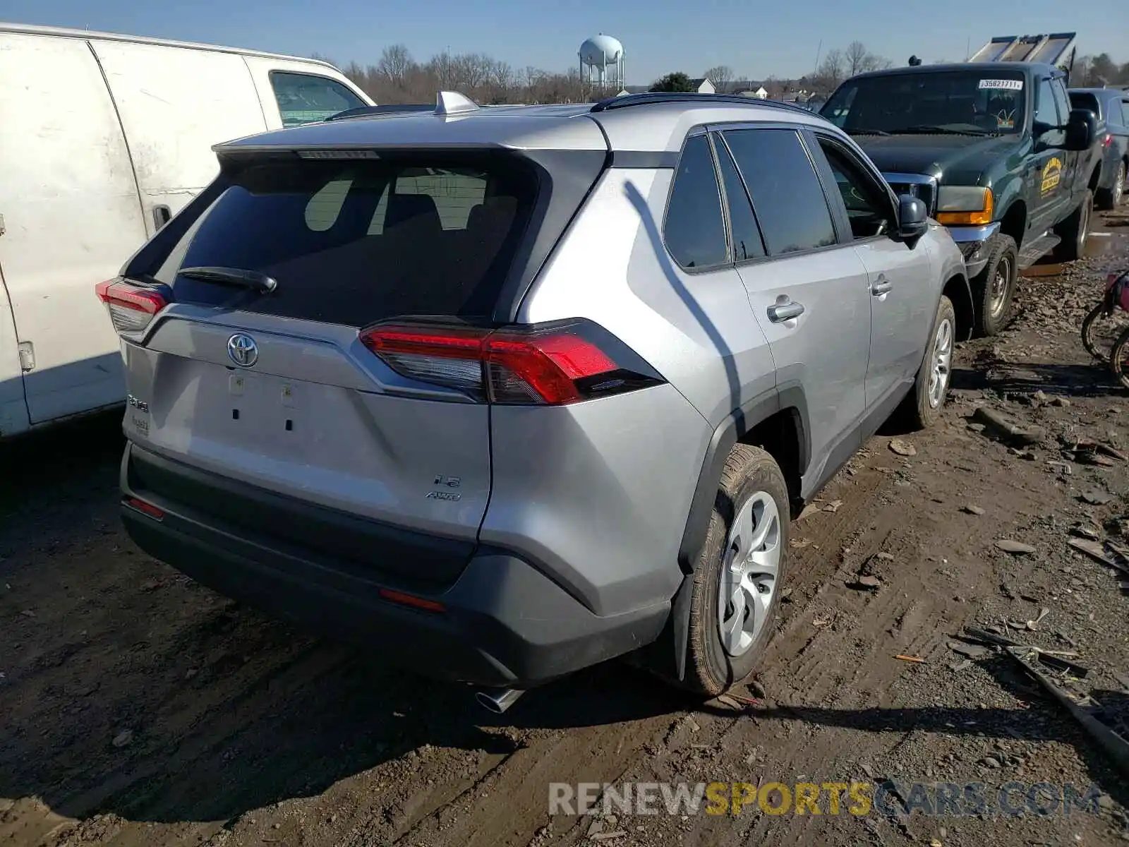 4 Photograph of a damaged car JTMF1RFV4LD064456 TOYOTA RAV4 2020