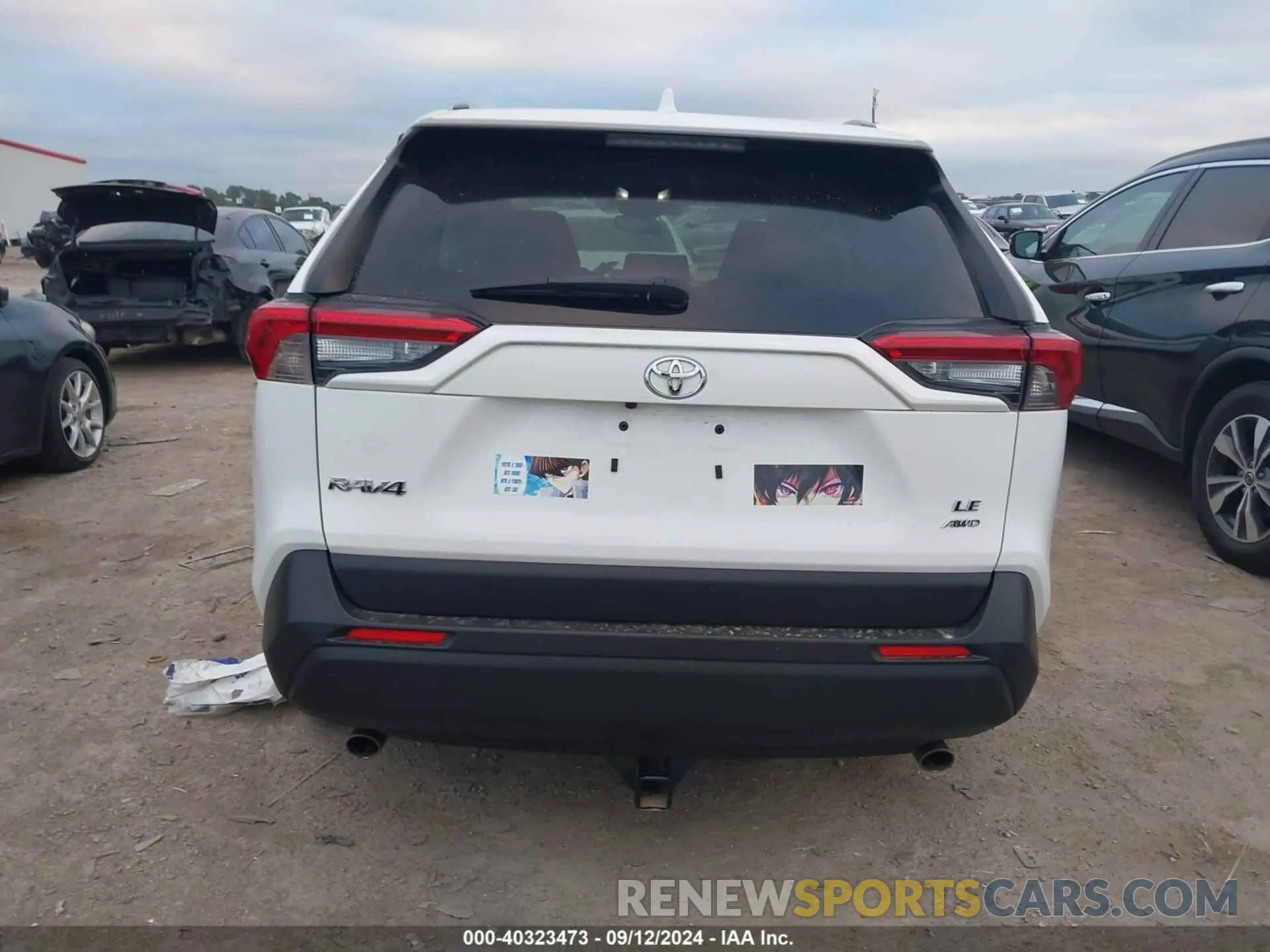 16 Photograph of a damaged car JTMF1RFV5LD047794 TOYOTA RAV4 2020