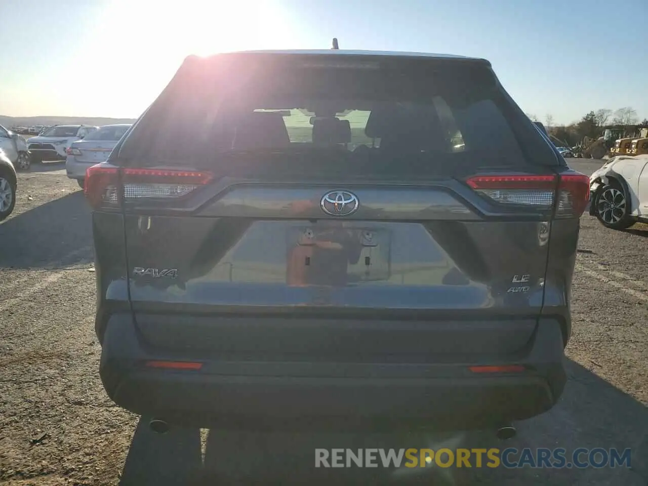 6 Photograph of a damaged car JTMF1RFV7LD056013 TOYOTA RAV4 2020