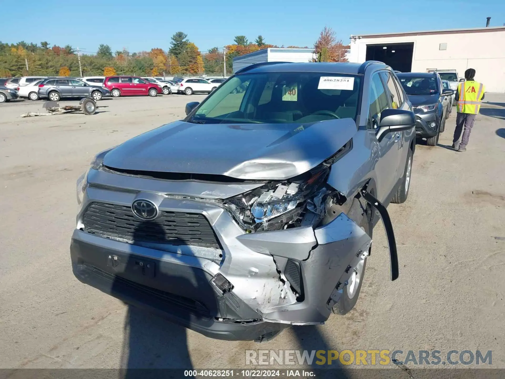 6 Photograph of a damaged car JTMF1RFV7LD526797 TOYOTA RAV4 2020