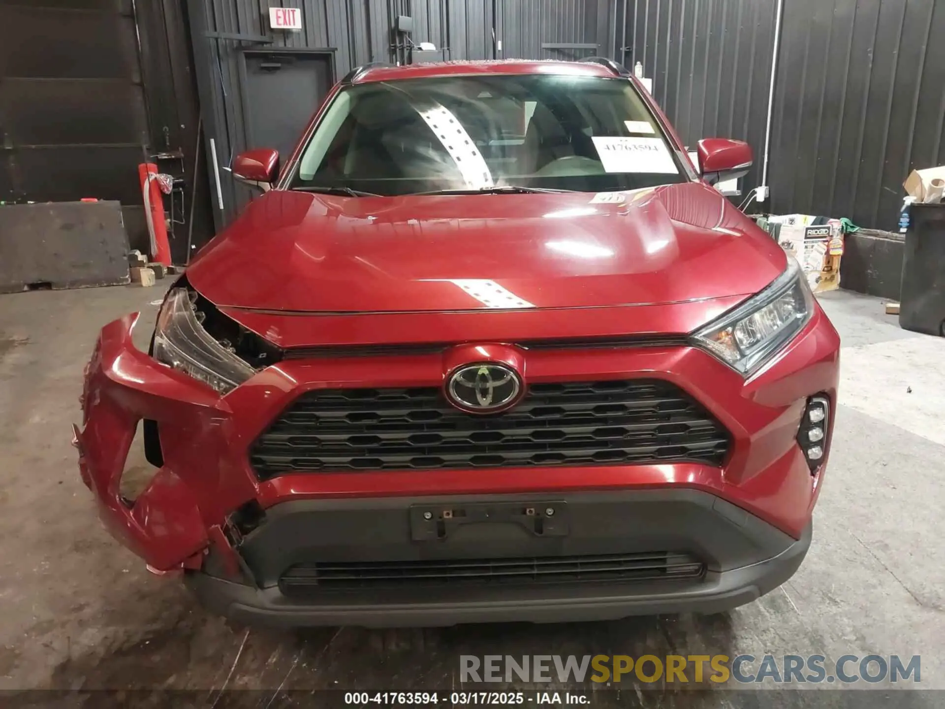 12 Photograph of a damaged car JTMG1RFV0LD063731 TOYOTA RAV4 2020