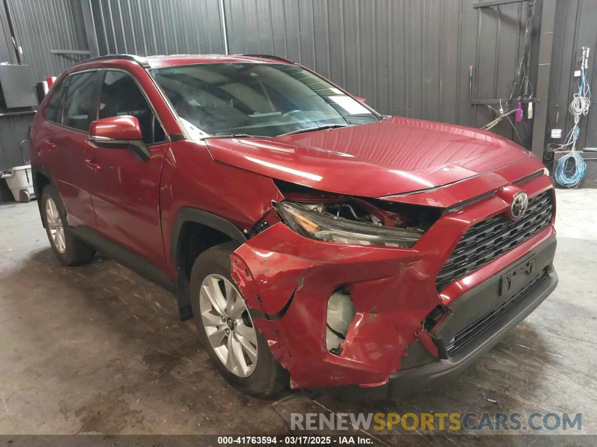 6 Photograph of a damaged car JTMG1RFV0LD063731 TOYOTA RAV4 2020