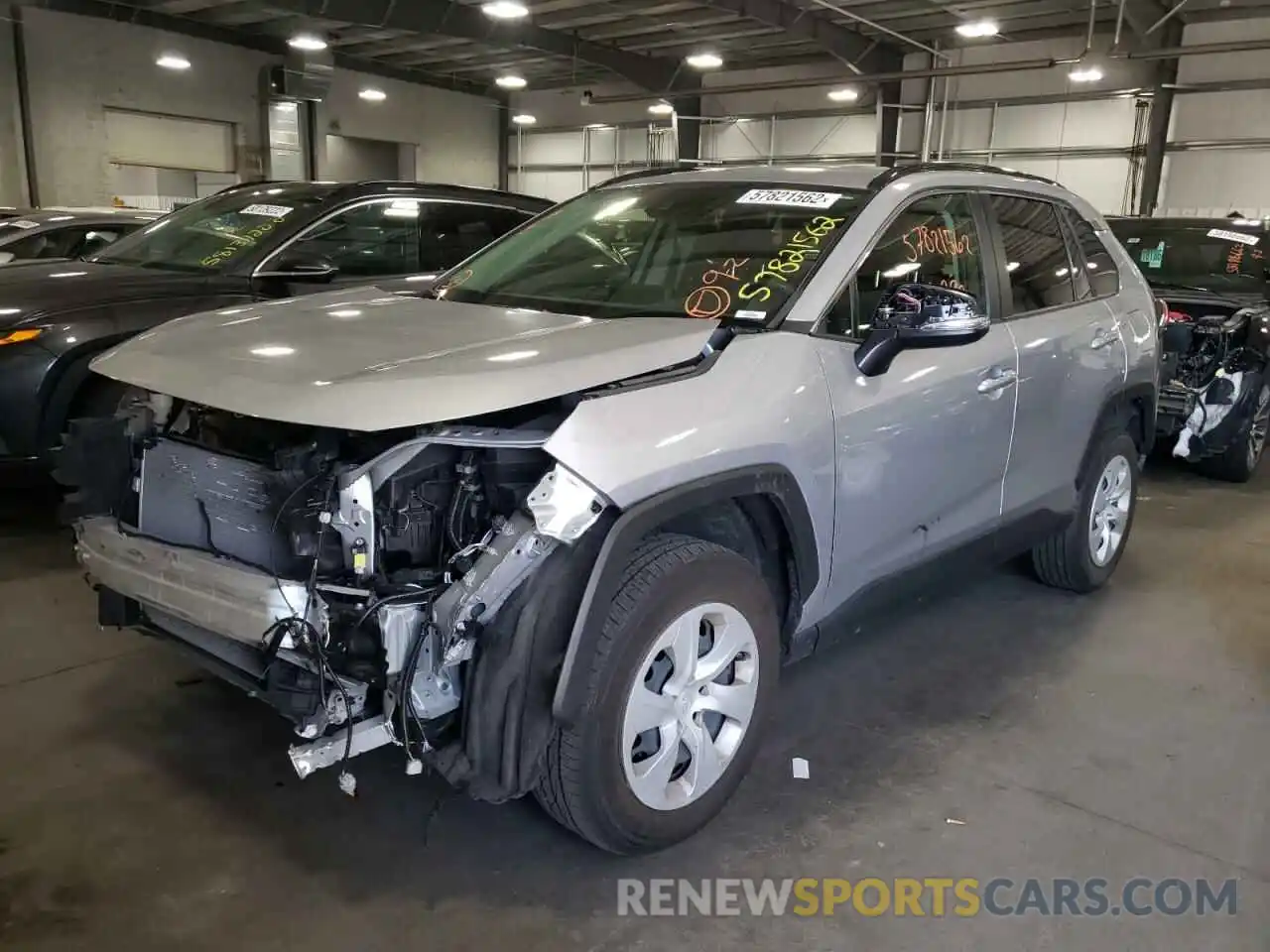 2 Photograph of a damaged car JTMG1RFV0LD068511 TOYOTA RAV4 2020