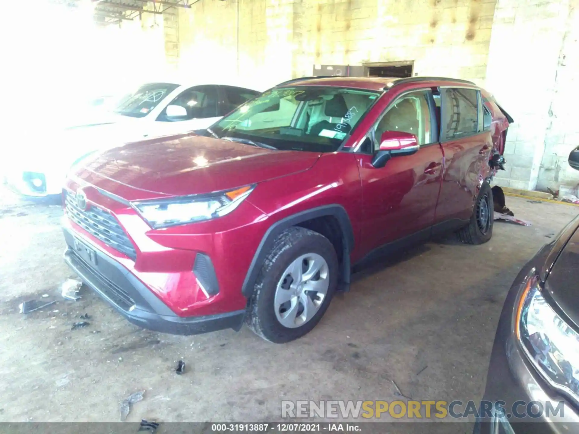 2 Photograph of a damaged car JTMG1RFV1LD064676 TOYOTA RAV4 2020