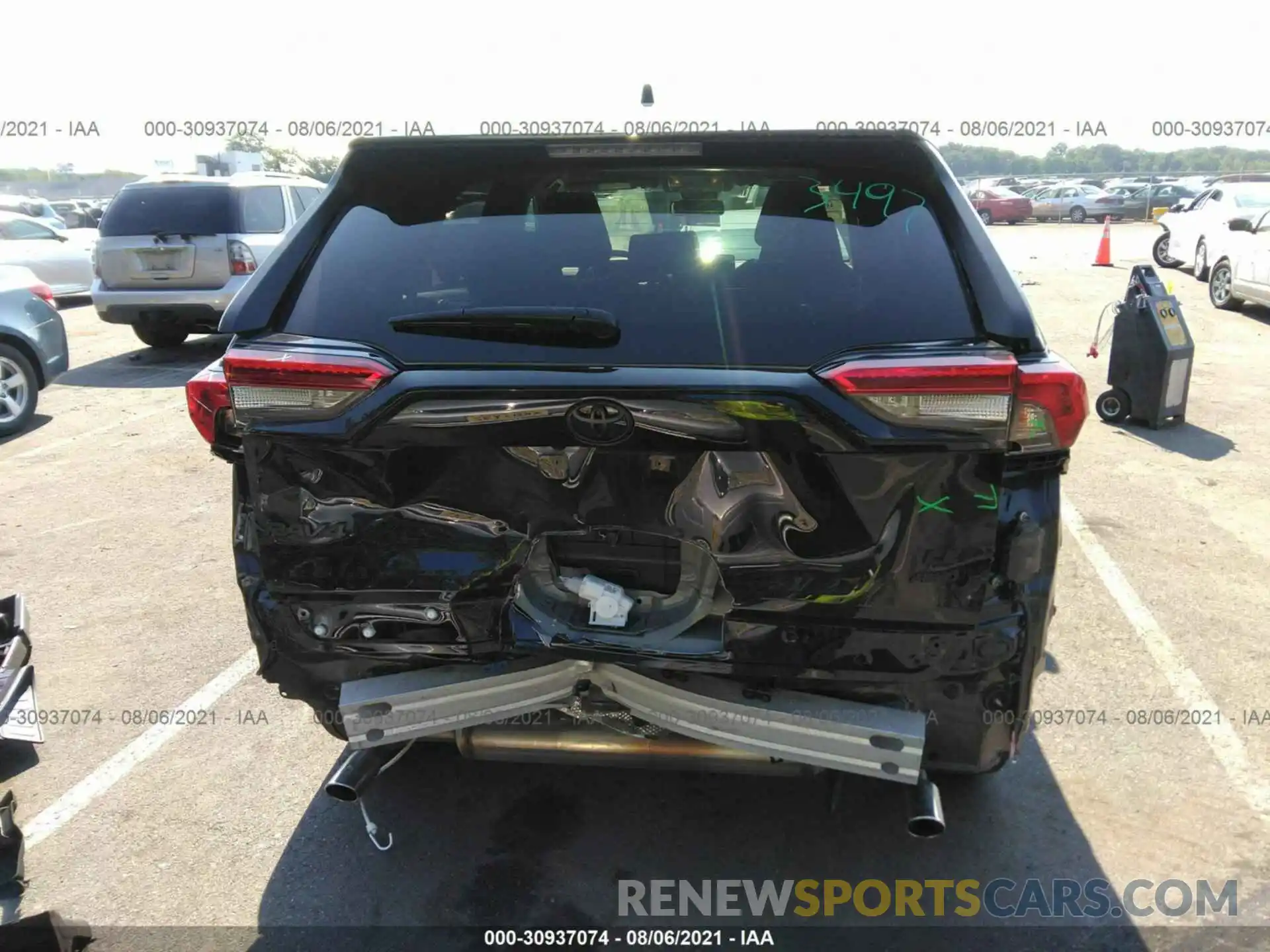 6 Photograph of a damaged car JTMG1RFV3LD049516 TOYOTA RAV4 2020