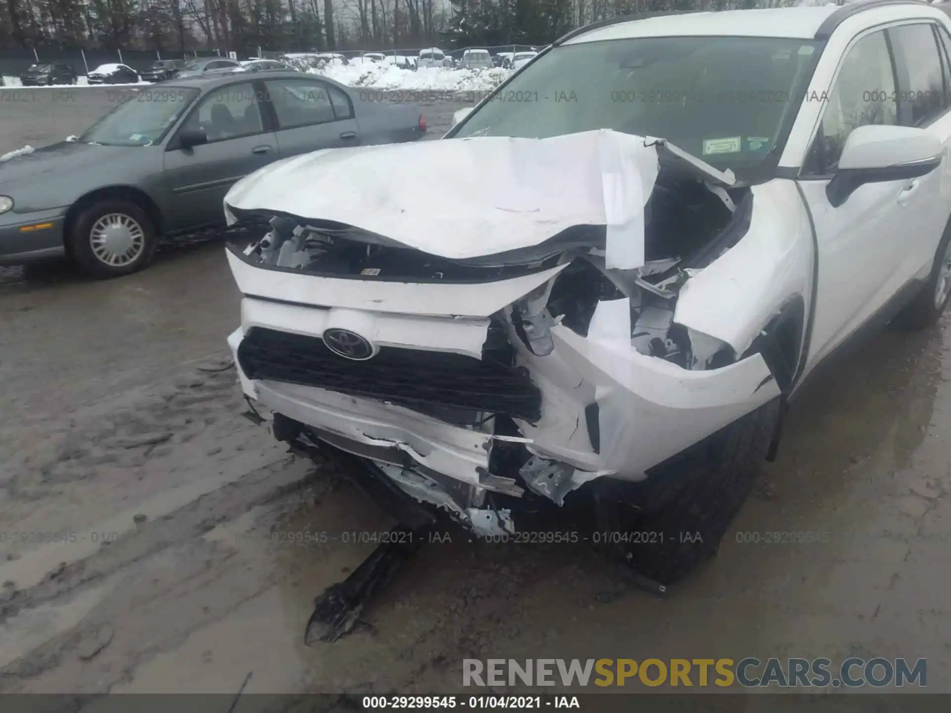 6 Photograph of a damaged car JTMG1RFV6LD057657 TOYOTA RAV4 2020