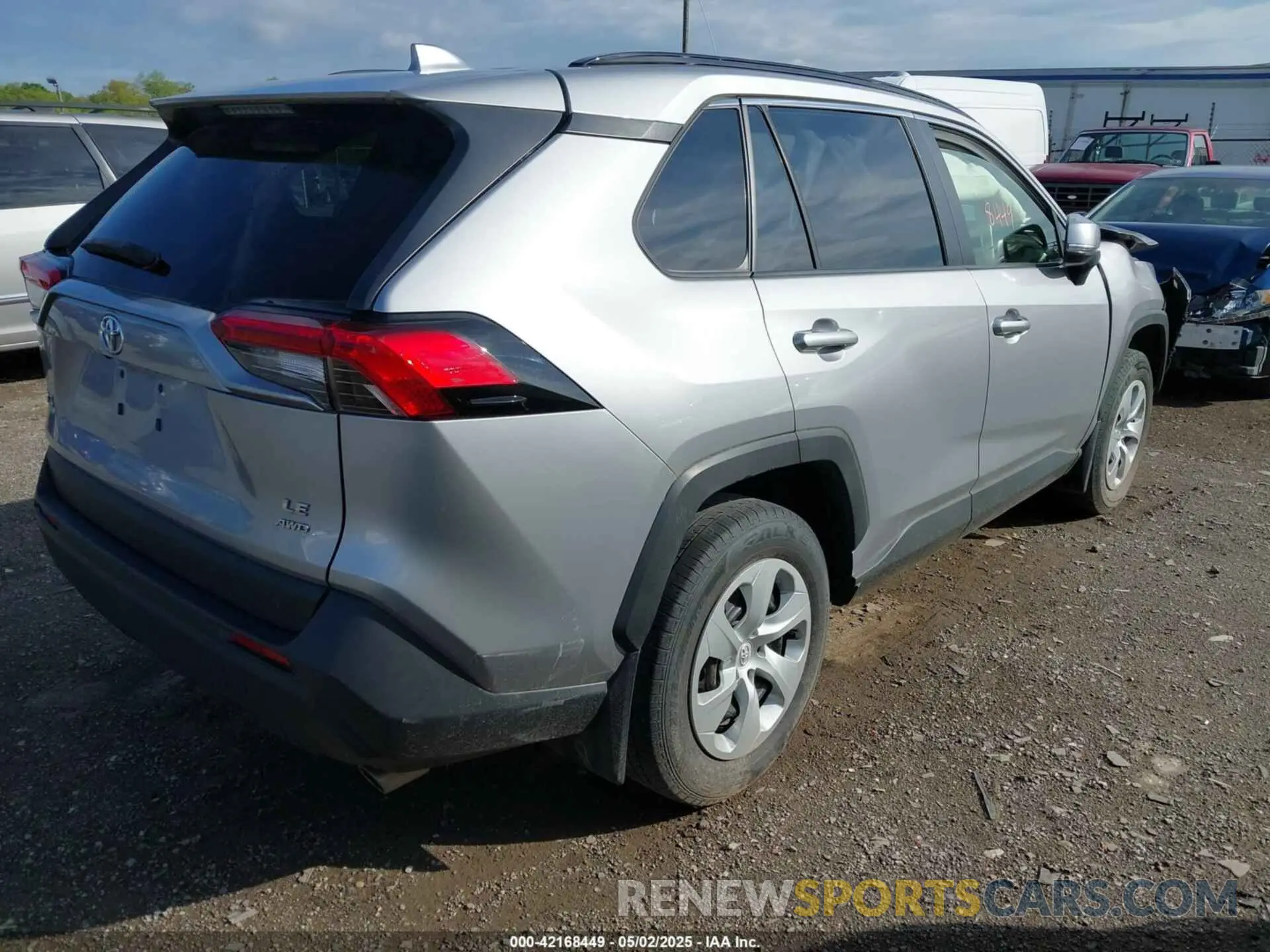 4 Photograph of a damaged car JTMG1RFV8LD062309 TOYOTA RAV4 2020