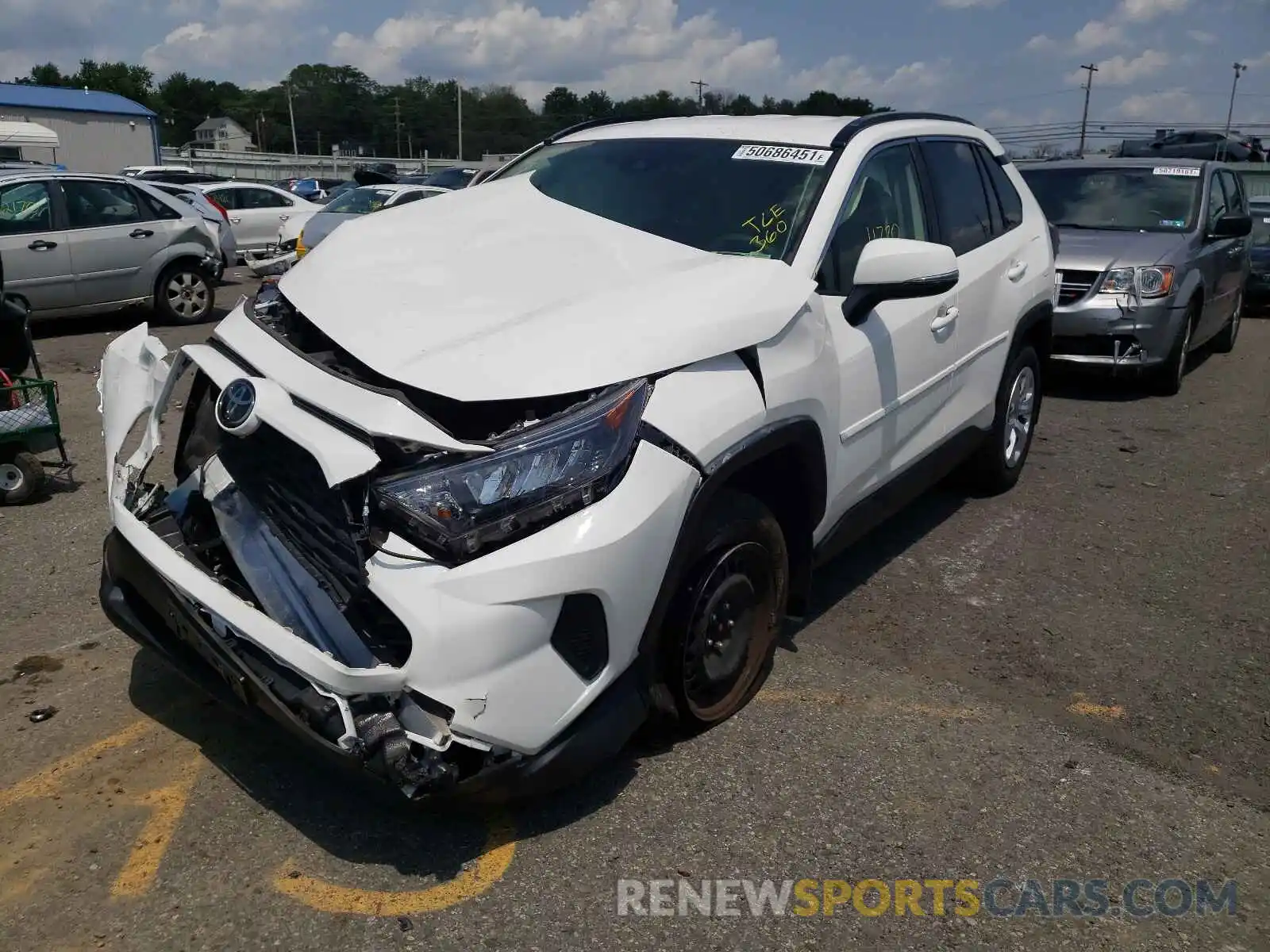 2 Photograph of a damaged car JTMG1RFVXLD056785 TOYOTA RAV4 2020