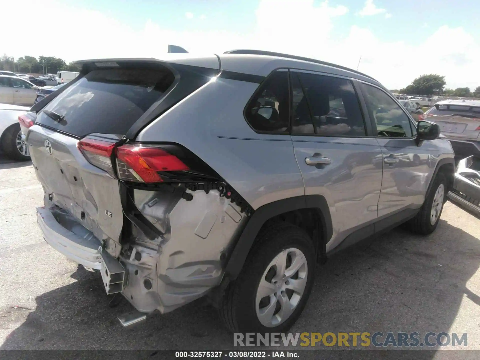 4 Photograph of a damaged car JTMH1RFV0LD046206 TOYOTA RAV4 2020