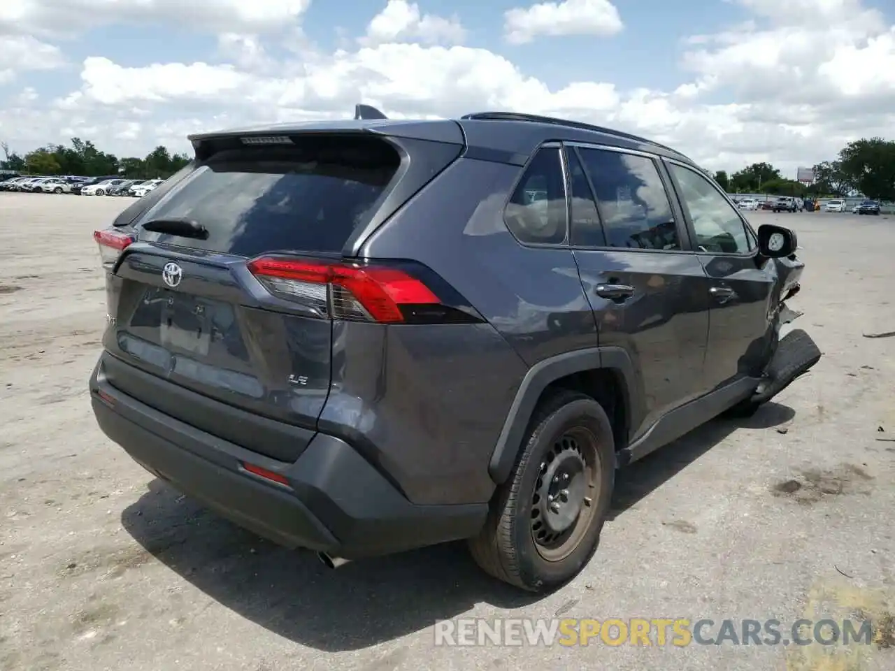 4 Photograph of a damaged car JTMH1RFV0LD047310 TOYOTA RAV4 2020