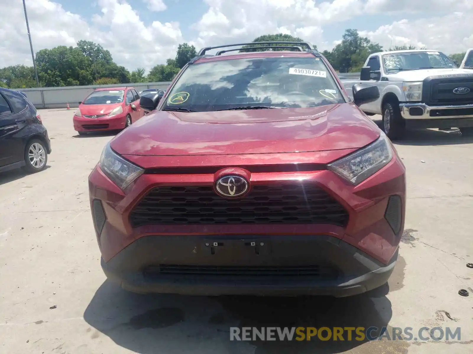 9 Photograph of a damaged car JTMH1RFV0LD517903 TOYOTA RAV4 2020