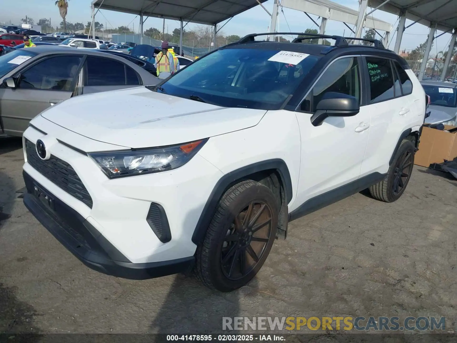 2 Photograph of a damaged car JTMH1RFV1LD048496 TOYOTA RAV4 2020