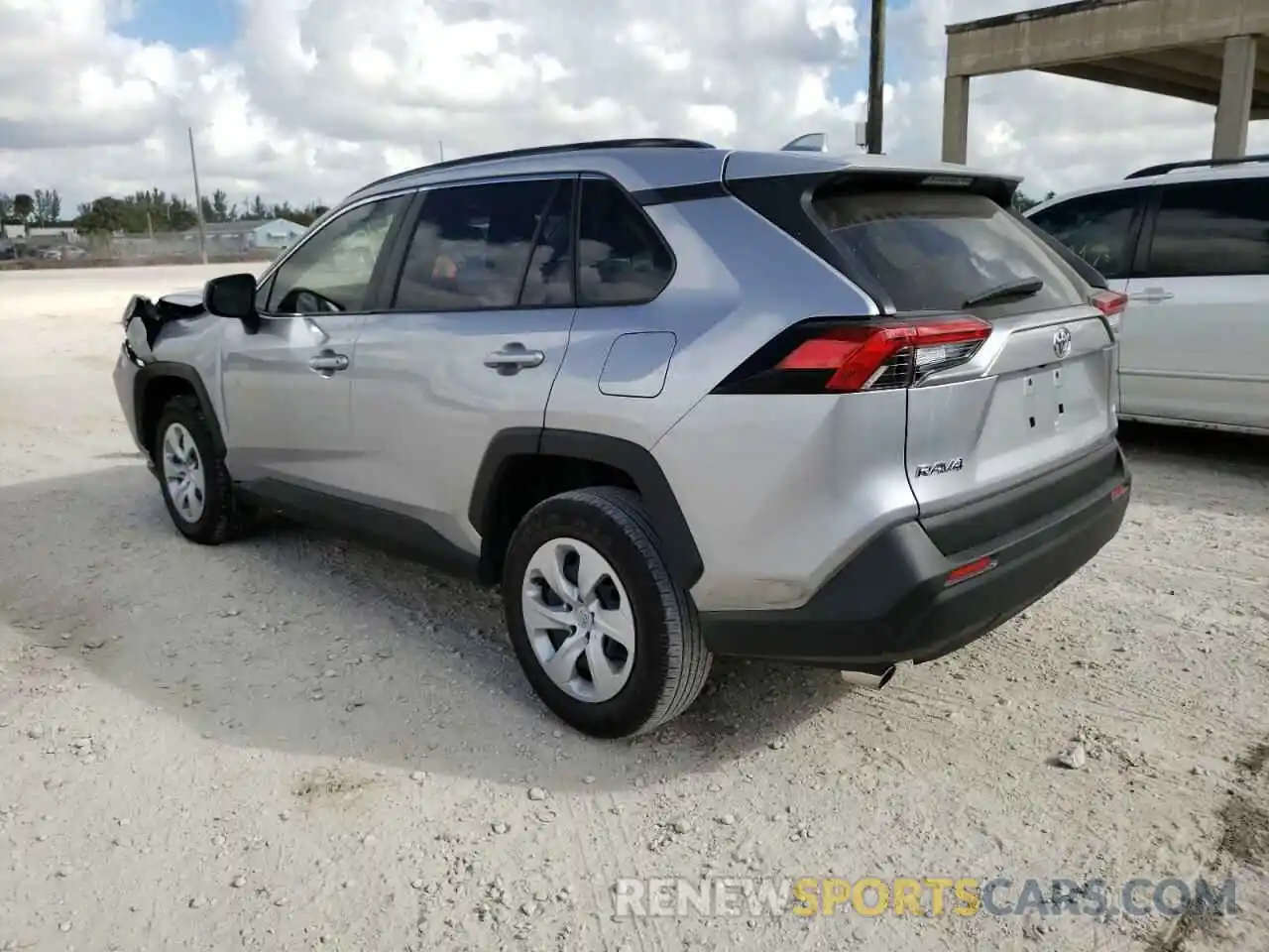 3 Photograph of a damaged car JTMH1RFV1LD050927 TOYOTA RAV4 2020