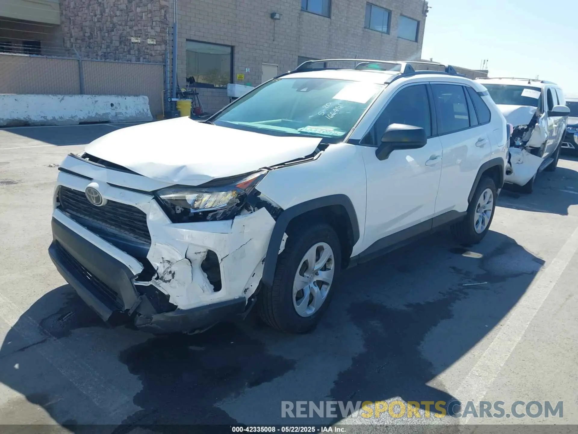 2 Photograph of a damaged car JTMH1RFV2LD057255 TOYOTA RAV4 2020