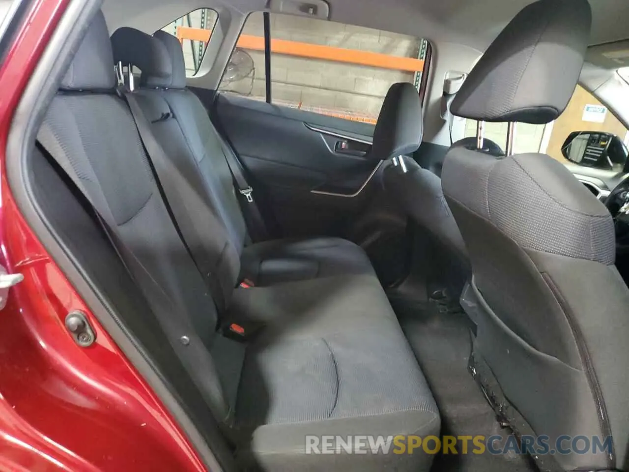 11 Photograph of a damaged car JTMH1RFV3LD052811 TOYOTA RAV4 2020