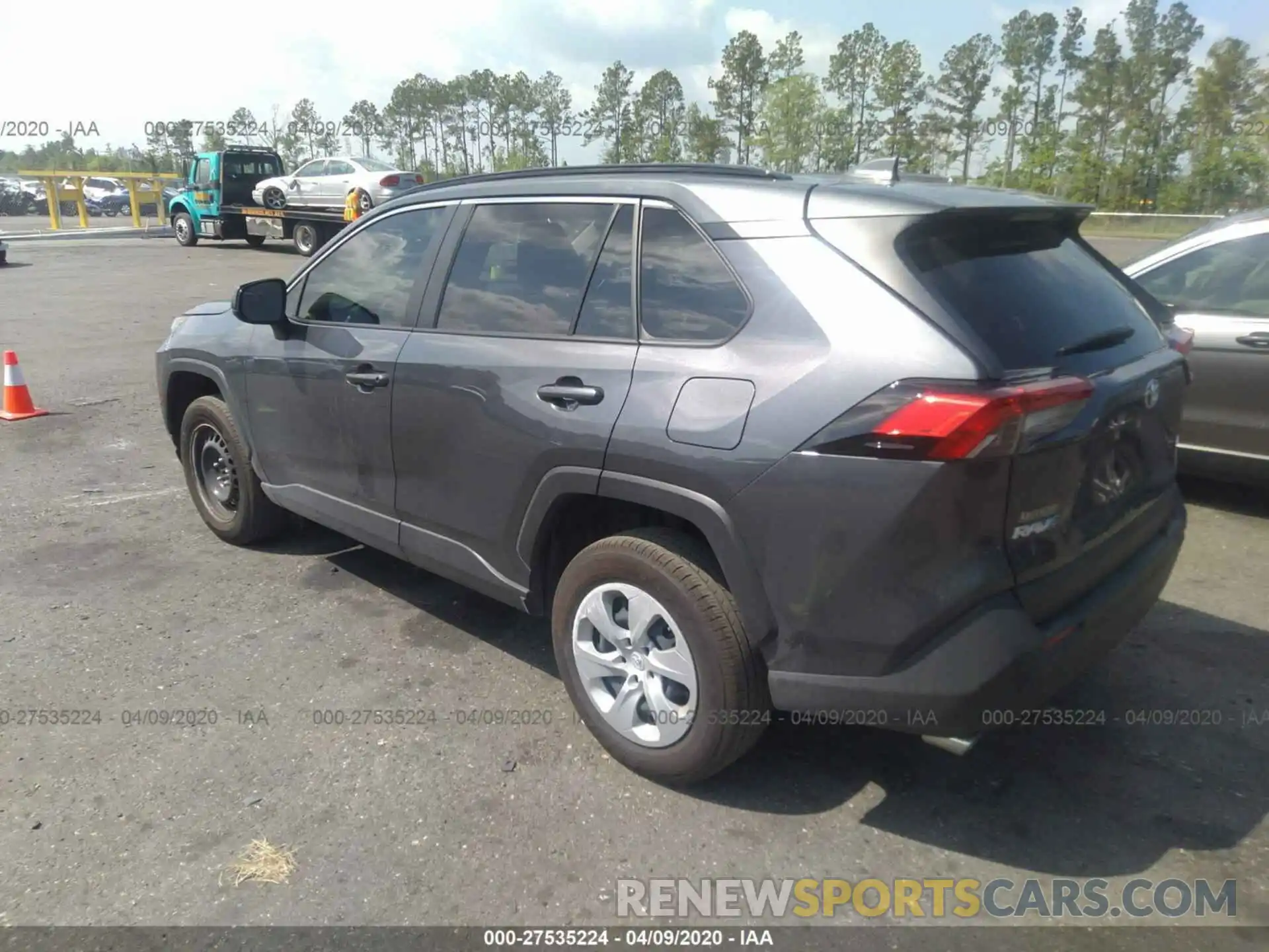 3 Photograph of a damaged car JTMH1RFV5LD046640 TOYOTA RAV4 2020