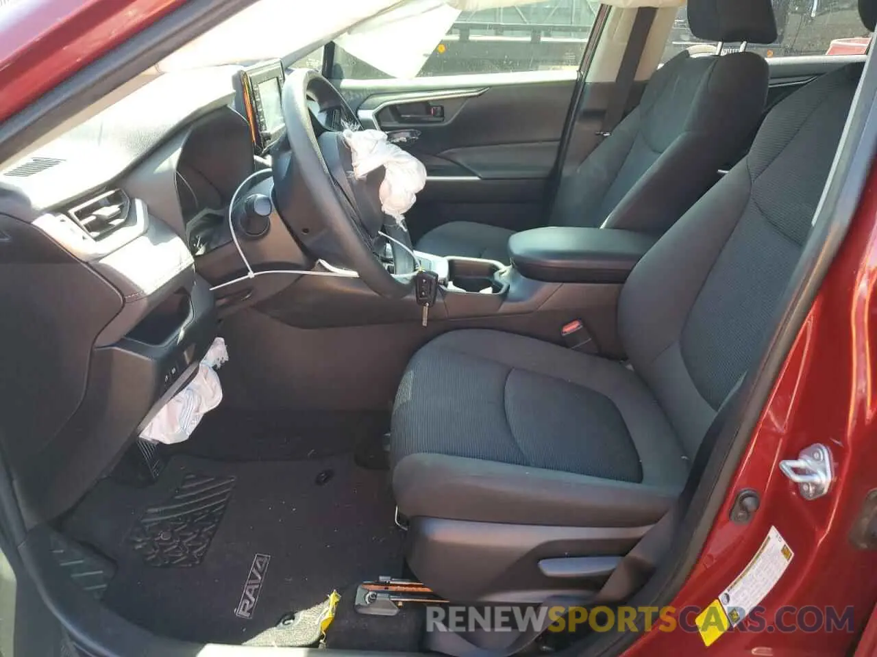 7 Photograph of a damaged car JTMH1RFV5LD060862 TOYOTA RAV4 2020