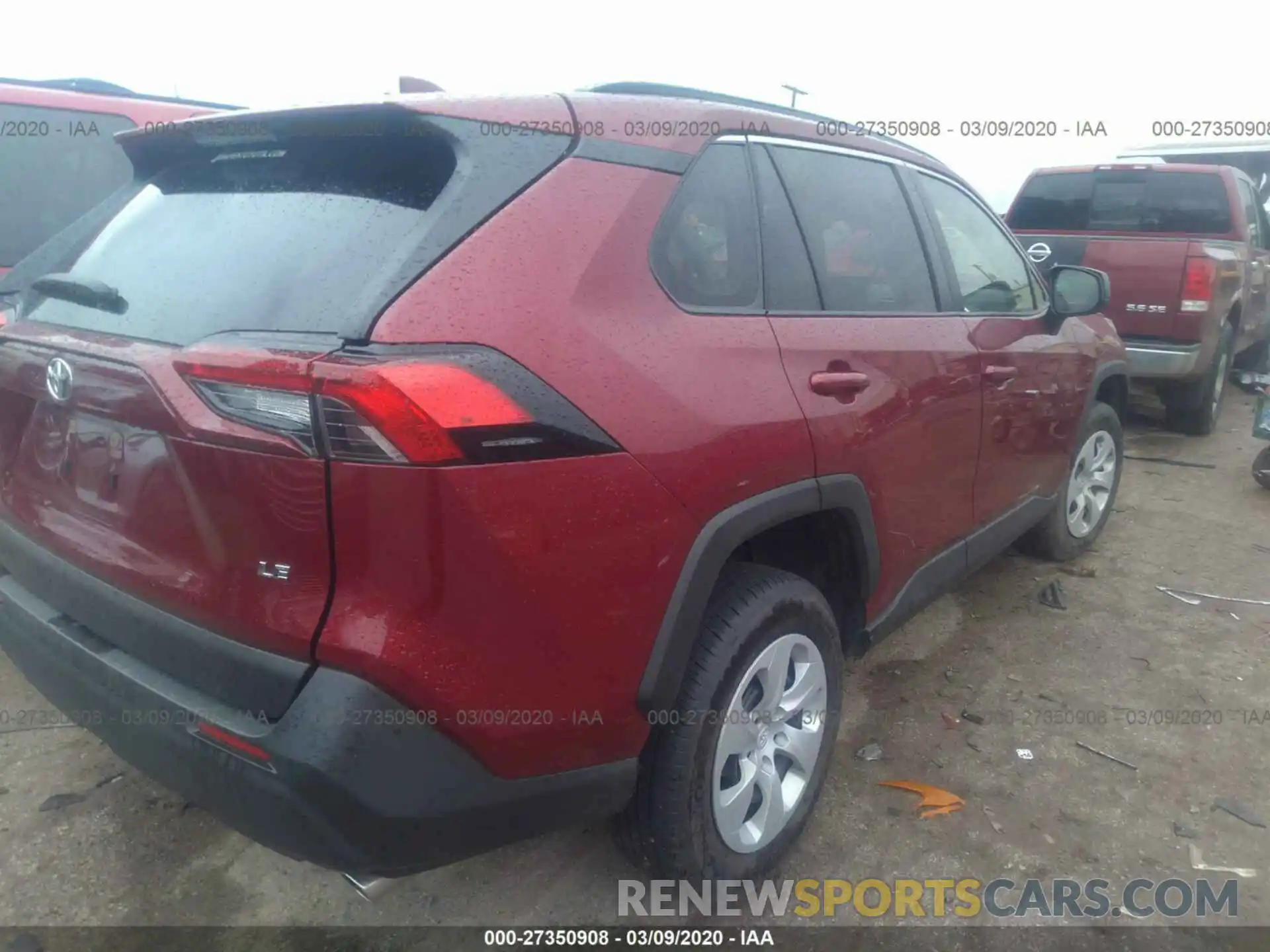 4 Photograph of a damaged car JTMH1RFV9LD044373 TOYOTA RAV4 2020