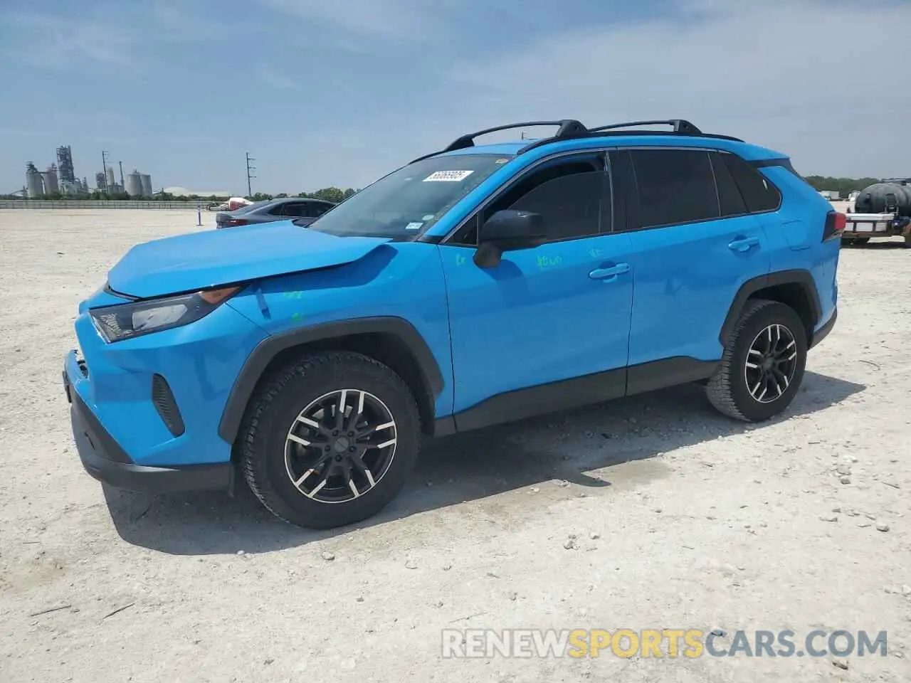 1 Photograph of a damaged car JTMH1RFVXLD052031 TOYOTA RAV4 2020